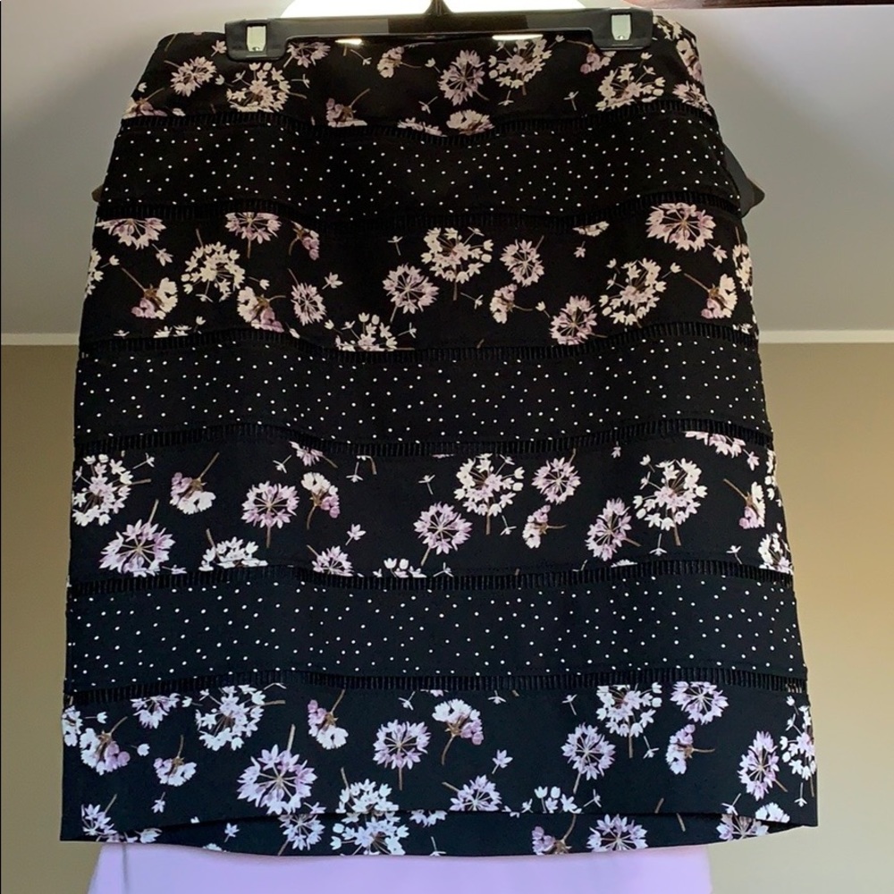 White House Black Market Skirt
